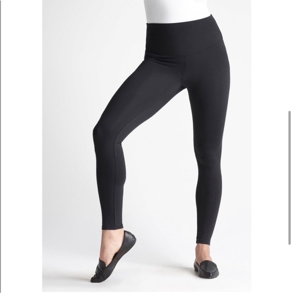 NWT Yummie Black Rachel Shapewear Leggings Legging Small - Picture 1 of 9